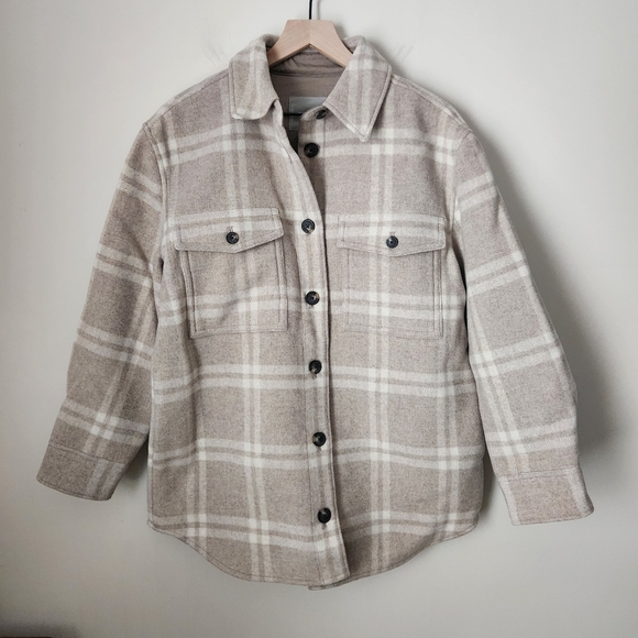 Everlane | The Italian ReWool Oversized Shirt Jacket in Taupe/Cream - Size L - Picture 3 of 13